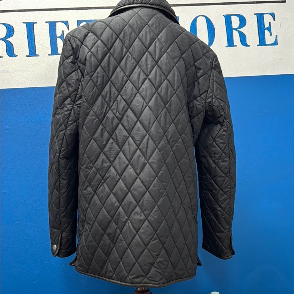 Chic Black Quilted Jacket - Picture 3 of 6